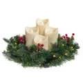 Künstlicher Adventskranz mit Lichterkette und LED Kerzen | batteriebetrieben | Sicher in der Anwendung | Tannenkranz mit Zapfen und Beeren (4 Kerzen, Cremefarben)