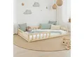 Homestyle4u Kinderbett 90x200 / 120x200 Weiß Natur Holzbett Bodenbett Montessori Kleinkind (Komplett-Set mit Lattenrost, Matratze mit OEKO-TEX® Standard 100), mit Rausfallschutz, wechselseitig
