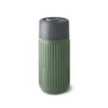 BLACK + BLUM Glas Kaffeebecher to go 340 ml | Olive | leichtes Borosilikatglas für unverfälschten Geschmack | isolierende Silikonhülle | 100% auslaufsichere Glas Trinkflasche | BPA-frei