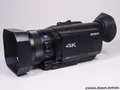 Sony FDR-AX700 4K Ultra HD Flash Handycam Camcorder "TOP-Zustand" 13x10H