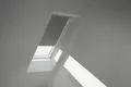 VELUX Verdunkelungsrollo olive gepunktet manuell Rahmen aluminium DKL F04 4575S