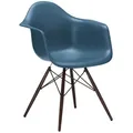 Vitra Stuhl Eames Plastic Armchair RE 63x83x59 cm meerblau, Gestell: Ahorn nussbaumfarbig, Designer Charles & Ray Eames