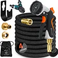 KESSER® flexibler Gartenschlauch 22,5 m, dehnbarer Flexischlauch, Wasserschlauch mit 3-fach Latexkern, 8 Modi Sprühpistole, Messing Anschlüsse + Wandhalterung, 1/2" & 3/4" Adapter & Tasche, Schwarz