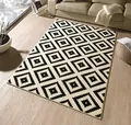 Hanse Home Teppich Raute – Wohnzimmerteppich Kurzflor Skandi Rauten Muster Modern Velours Teppich für Esszimmer, Wohnzimmer, Kinderzimmer, Flur, Schlafzimmer, Küche – Schwarz Creme, 80x300cm