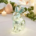 Lights4fun LED Osterhase Moderne Osterdekoration für Innen Bunny Glasfigur mit Timer Tischdeko zu Ostern und Frühling aus Borosilikatglas 17cm Hellblau