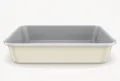 Quadratische Backform in Beige mit Keramik-Antihaftbeschichtung - 24 x 24 x 5 cm