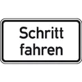 Zusatzzeichen Nr. 2030 Schritt fahren Größe (BxH): 42,0 x 23,1 cm Aluminium, Typ1, retroreflektierend ausgerüstet