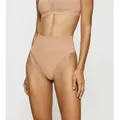 Triumph Shapingslip Soft Sculpt nahtlos, formend, leichter Bauchweg-Effekt, hoher Beinausschnitt beige|braun 40
