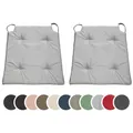 sleepling 2er Set Stuhlkissen, 42 (vorne) 35 (hinten)x40x5 cm, Sitzkissen für Stuhl & Bank mit Klettverschluss, Indoor & Outdoor, 100% Mikrofaser, Made in EU, waschbar bis 30 Grad, Basic 10, Hellgrau