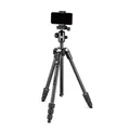 Manfrotto Element MII Kamera- und Handystativ, Carbon Reisestativ mit Kugelkopf und Bluetooth, für Smartphones, DSLR, CSC und Kompaktkameras, Fotozubehör, Content Creation, Video-Blogs