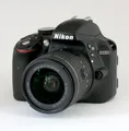 Nikon D3300 Kit AF-P DX 18-55 VR Nur 2.257 Auslösungen - Zustand: sehr gut