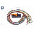 Vemo V10-83-0081 Reparatursatz Kabelsatz Fahrzeugtür Vorne für Audi Seat Skoda