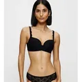 Triumph T-Shirt-BH Amourette Stretch-Spitze, glatte Cups, atmungsaktiv, leicht, feminin schwarz 85