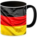 speecheese Tasse Kaffeebecher Henkel und Innenseite Schwarz mit Deutschlandfahne Motiv