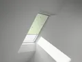 VELUX Verdunkelungsrollo Kids grüne Sterne manuell Rahmen aluminium DKL FK06 4661S
