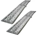 Grafner Auffahrrampe Auffahrrampe 2er Set Verladerampe Aluminium klappbar 226x29,5cm 680kg, Belastbar bis 340kg je Rampe, klappbar