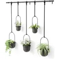umbra Hängeblumentopf in Schwarz - (B)138 x (H)95 x (T)18 cm