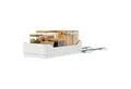 tesa Küchenorganizer-Set Schubladen Organizer Küche, nachrüstbar, ausziehbar, selbstklebend, (Pull Out ausziehbare Küchen-Schublade, 2x Auszugsschienen, 1x Regalboden, 5x Powerstrips-Blätter, uvm., 8-tlg., inkl. Bodenauszug mit 15 Powerstrips & Andrückhilfe), ohne Bohren, 55x30 cm, Teleskopschublade, Schubladenschienen, Pantry
