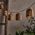 Lights4fun Solar-Lichterkette in Rattan-Optik | mit 10 warmweißen LEDs | Solarbetriebene & Wetterfeste Außenbeleuchtung | Solarlampen für Außen Garten, Terrasse, Balkon | Länge 5,25 m