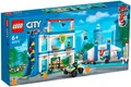 LEGO® City Polizeischule (60372) inkl. Spiel­zeug-Au­to, 6 Mi­ni­fi­gu­ren Konstruktions-Spielset, (823 St)
