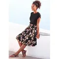 Jerseykleid LASCANA, Damen, Gr. 38, N-Gr, bunt (schwarz, orange, bedruckt), Jersey, Obermaterial: 100% Viskose, bedruckt, geblümt, modisch, figurbetont kniefrei, Rundhals, Kurzarm Aufschlag, Kleider, mit Paperbag-Bund und bedrucktem Rock, kurzärmliges Sommerkleid, Topseller