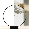 Bada Bing Dekoring mit Fuß in Schwarz - Metallring zum Hinstellen Ø ca. 40 cm - vielseitige Dekoration für Trockenblumen Kranz - Tischdeko Osterdeko Frühling Ostern - Ring zum DIY Basteln