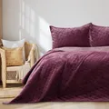 RESTILO Tagesdecke 240x260 cm violett lila zweiseitig Steppung Velvet Samt Laila