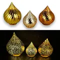 3er Set Glastropfen mit LED-Lichterkette, Funkeleffekt, 6-Stunden Timer und PUNKTEN - Stimmungslicht (Gelbgold)