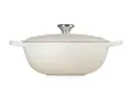 LE CREUSET Bräter Bräter La Marmite Signature rund meringue 28cm, Emailliertes Gusseisen
