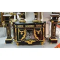 Casa Padrino Luxus Barock Möbel Set Schwarz / Gold - 1 Barock Kommode und 2 Barock Säulen - Prunkvolle Barock Möbel
