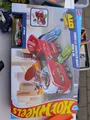 Hot Wheels City Dine & Dash Burger Spielset inkl. 1 Spielzeugauto Mattel FJN34