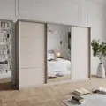 Masseno Schiebetürenschrank VARO 250/205/60 cm Kleiderschrank mit 4 Schubladen Schlafzimmer Schrank 3-türig mit Spiegel Kaschmir