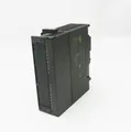 SIEMENS SIMATIC S7 6ES7322-1BH01-0AA0 Vers 06 -used-