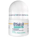 Cooper Etiaxil Achseln Anti-Transpirant Empfindliche Haut Roll-On 15 ml ist eine
