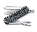 Victorinox Schweizer Taschenmesser, Klein, Classic SD, Multitool, Swiss Army Knife, Geschenk, 7 Funktionen, Klinge, Nagelfeile, Blau-Camouflage