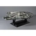 Modellbausatz Star Wars, BANDAI Millennium Falcon, 680 Teile, ab 14 J.