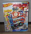 Hot Wheels City Ultimate Garage 23 Spielgebäude inkl. 2 Hot Wheels Fahrzeuge...