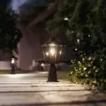 Philips Sockel-/Wegleuchten Kinno, 25 W, E27 ohne Leuchtmittel, Außensockel-/Pfostenbeleuchtung, Schwarz, Metall, IP44, Garten, Terrasse, I - Schwarz