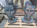 Gartenfigur Gesicht "FRAU und MANN", im Bronzestil, Medium im Set - Original von