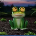 Maximex Solar Gartenfigur Frosch mit beweglichen LED Augen (Blinky Eyes), blinkende Solarleuchte für Außen mit Dämmerrungssensor, wetterfeste Garten Deko für Draußen, Solarlampe Garten & Terassendeko