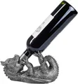 BRUBAKER Weinflaschenhalter Durstiger Drache Silber, (Deko Figur Handbemalt Weinzubehör, 1-St., Lustige Dekoration aus Kunstharz - Wein Geschenk), Fantasy Flaschenhalter Drachenmodel - Flaschenständer