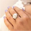 Zeeme Pearls Ring Silber 925 rhodiniert mit weißer Muschel