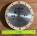 Wanduhr im Sägeblatt Design Parkside präzises Quarz Uhrwerk Ø 25 cm, Holz/Metall