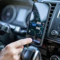 Handyhülle für Samsung S20 in Schwarz von SP Connect (kompatibel mit allen SP