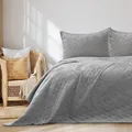 RESTILO Tagesdecke 260x280 cm Silber Steppung Velvet Samt Laila