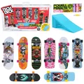 Tech Deck, Powell Peralta Legends SK8Shop Bonus Pack mit Rampe, personalisierbares Mini-Skateboard, Spielzeug für Kinder ab 6 Jahren