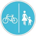 Verkehrsschild, 241-30 Ronde 600 mm getrennter Rad-u. Fußweg RAL-Gütezeichen Folie RA1