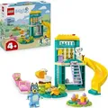 LEGO Bluey: Bluey und Chloe auf dem Spielplatz - Spielzeug für Jungen & Mädchen ab 4 Jahren - 2 Minifiguren, rosa Wippe, Rutsche, Klettergerüst ... - Bunt