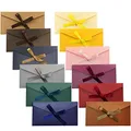 TYFYH 24 Stück Kraftpapier Umschläge, Retro Kraftpapier Perlglanzpapier Umschlag Farbige Umschlag mit Bändern für Party-Geschenkkarten Grußkarten Einladung (12 Farben)