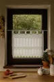 HOSSNER - ART OF HOME DECO Scheibengardine 40x40 cm (1 St), Schlaufen, blickdicht, Baumwolle, Vintage, Romantische Stickerei